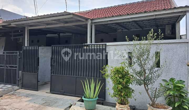 Rumah di Harapan Indah Bagus dan Siap Huni