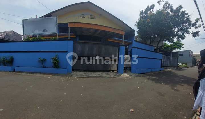 Dijual Gedung Sekolah di Cipinang Melayu Jakarta Timur