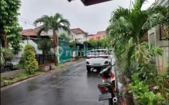 Rumah Asri, Luas dan Murah di Komplek BUMN Kemanggisan, Slipi, Jakarta Barat