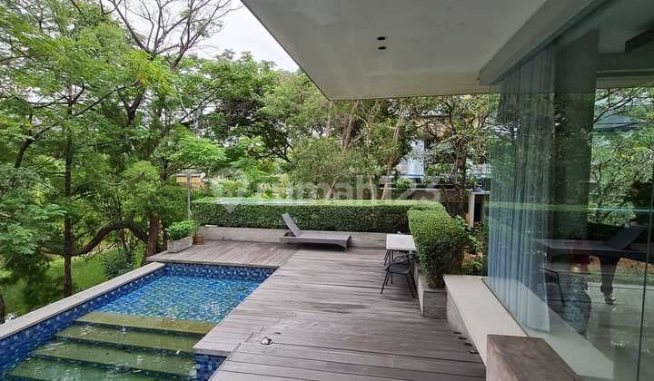 Rumah Mewah di Lotus Palace Pik Posisi Hook