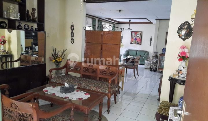 Rumah Bagus Area Seskoal Kebayoran Lama Utara Shm Murah