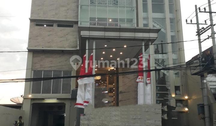 Dijual Gedung Usaha Raya Kupang Baru - Surabaya Barat