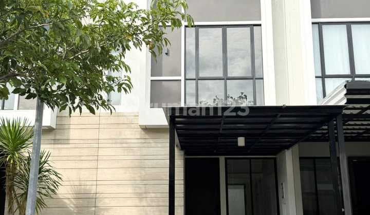 Dijual Northwest Park 2 Lantai Split Level Rumah Siap Huni Full Renovasi