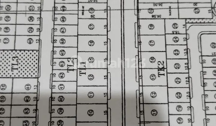 Dijual Tanah Komersial Area Depan Citraland Utama , Surabaya