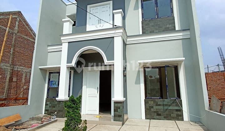 Rumah Baru Murah Desain Modern Klasik Siap Huni Dalam Cluster di Jatiwaringin