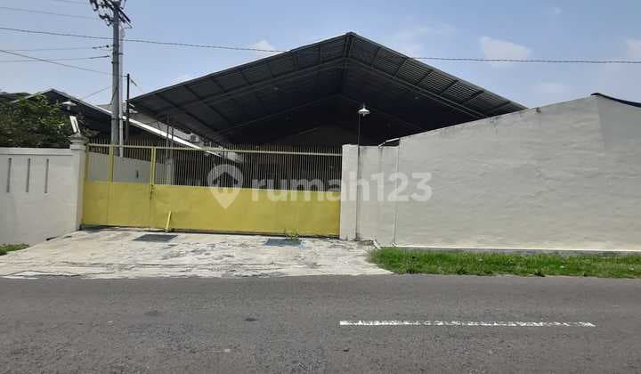 Disewakan Gudang Besar Siap Pakai Akses Mobil Wingbox Lokasi di Sleman