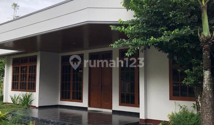 Rumah Murah Parkir Luas Cocok Kantor Jln Kaliurang Km 4 Dkt Ugm Uny
