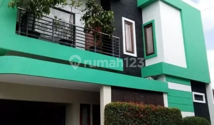 Big Cheap Furnished House in Strategic Location Near JCM and Schools