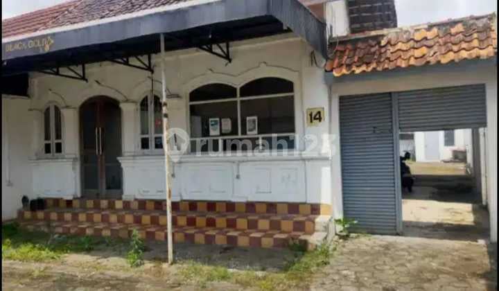 Affordable House in the City Center, Perfect for Business Near Malioboro, Sarkem, and Tugu Station