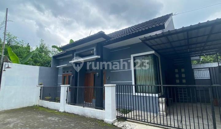 Affordable House in Cluster on Damai Street Near UGM Campus, UII and Hyatt