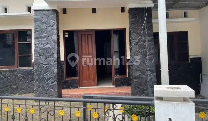 Rumah Disewakan Dan Siap Huni Dalam Perum Dekat Kampus Amikom Dan UPN