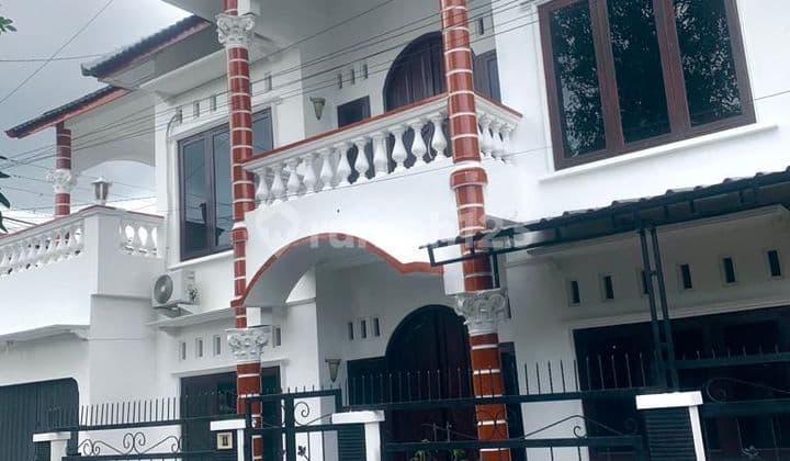 Dijual Rumah Lantai 2 Cocok untuk Keluarga Besar Lokasi di Nogotirto