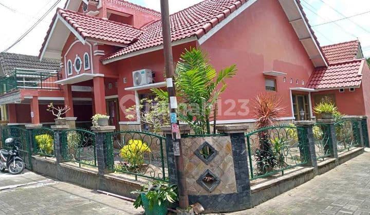 Furnished House in Onegate System Housing Complex, Location Jakal KM 7