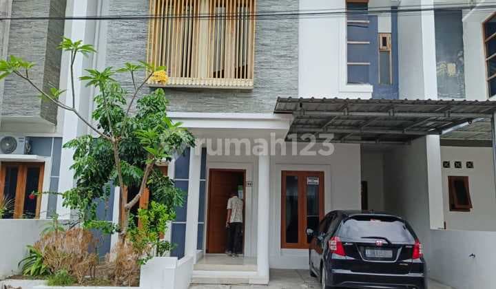 Rumah Siap Huni Dalam Perumahan Onegate System Lokasi Dkt JCM Dan SCH
