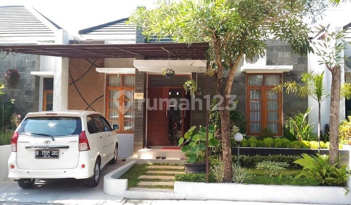 House for Rent in Housing Estate, Jalan Palagan KM 9, Near Hyatt