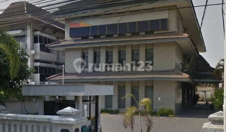 Ready-to-Occupy Building Suitable for Office and Call Center Near Tugu Jogja Ready-to-Occupy Building Suitable for Office and Call Center Near Tugu Jogja