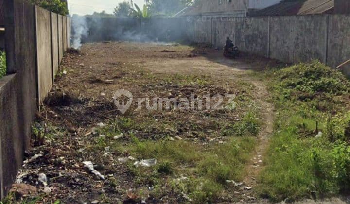 Land for Sale in Banguntapan Area, Balong Location, Near JEC and Amplaz.