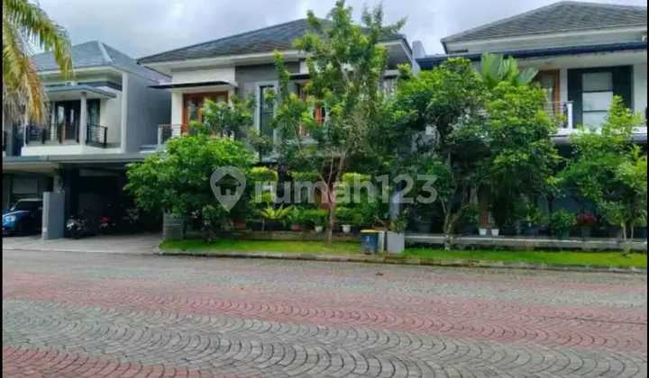 Disewakan Rumah Furnish Dlm Perum Onegate System Lokasi di Jakal Km 8