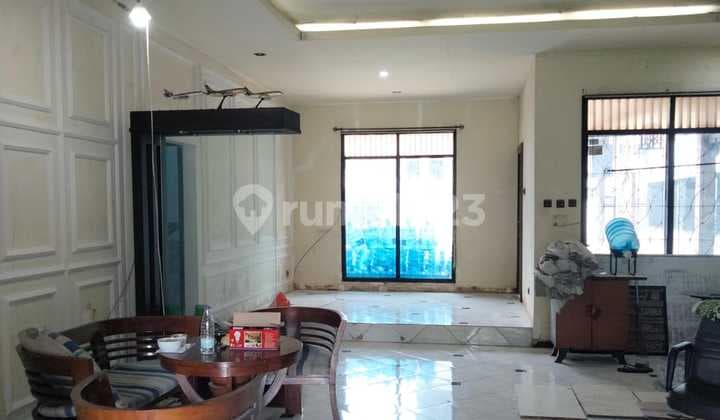 Disewa Rumah Cocok Utk Tempat Tinggal dan Kantor LT 596 M LB 250 M 3 KT 3 KM 1 Kmr Pembantu 1 Gudang Dekat Pintu Tol Brigif Harga 175 Jt/ Thn Nego Bu Anung