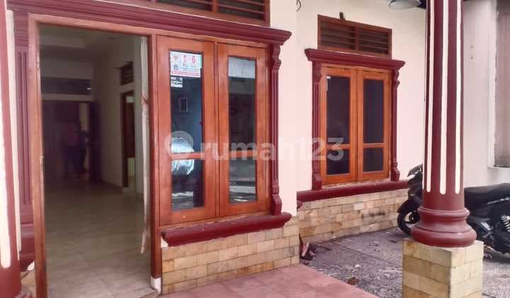 Dijual cepat rumah dalam komplek luas tanah 105M, bangunan 1 lantai, 3 kamar tidur, dalam komplek, wilayah Lenteng Agung, lokasi dekat stasiun KRL, harga 1,2 Miliyar Nego Sugi
