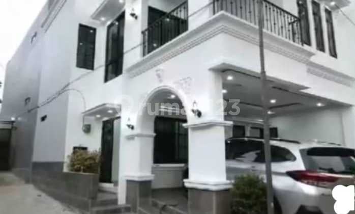 Disewa Rumah Dalam Cluster, Jagakarsa, Unfurnished, Luas Tanah 80M, Bangunan 2 Lantai 140M, 4 Kamar Tidur, Harga 120 Jt Nego Pertahun Ida