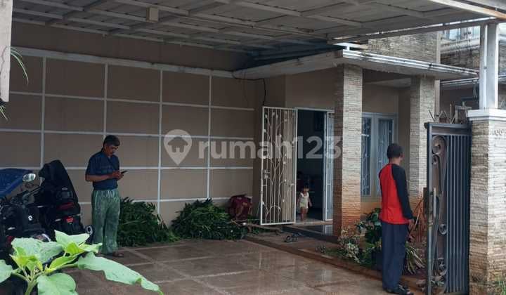 Dijual Rumah Cepat dan Murah Wilayah Jagakarsa, Luas Tanah 153M, Bangunan 180M, 2 Lantai, 3 Kamar Tidur, 2 Carport, Harga 2,5 Milyar Nego