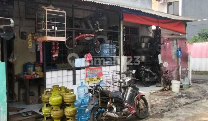 Dijual2 unit kontrakan 2 pintu, luas tanah 80M, bangunan 70M, sertifikat hak milik, lokasi kampung kandang Jagakarsa, akses mobil, harga 2 unit 675 JT Nego Sam