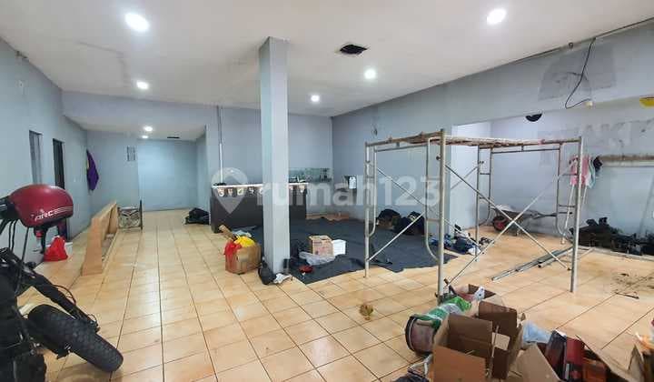 Rumah Area Lodaya Cocok Buat Coppe Shop/F&B