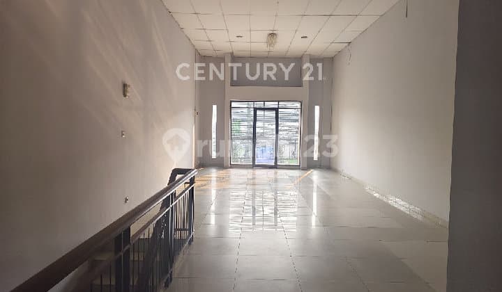 Ruko di Komplek Mekar Wangi Dekat Sekolah