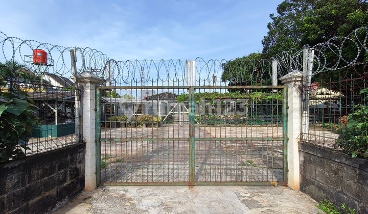 Tanah Untuk Usaha Restoran, Supermarket Dll Pinggir Jalan Raya Krukut, Komersil, Limo Depok