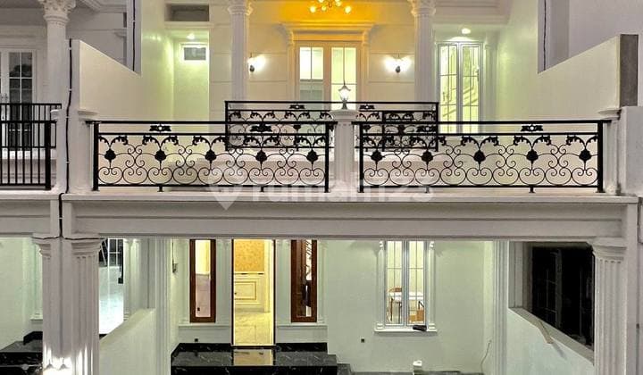 Selling Cheap House In Jagakarsa South Jakarta