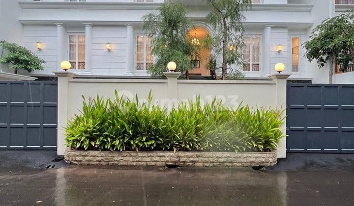 For Sale Rumah Mewah di Kemang Jakarta Selatan