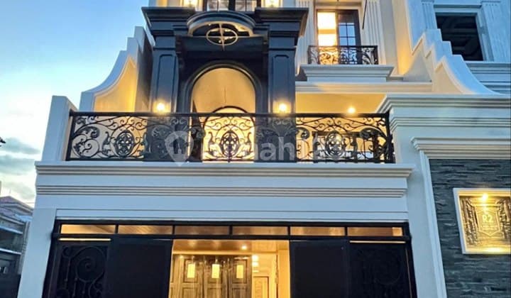 For Sale Private Pool House Near GT Andara South Jakarta