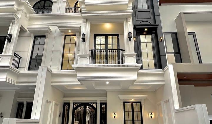 Rumah Mewah Roooftop Cluater Pinggir Jalan Di Jagakarsa Jaksel