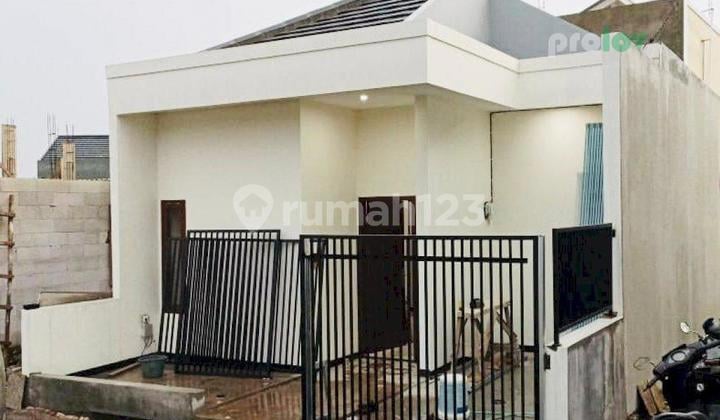 Rumah di Cihanjuang Cimahi SHM Baru Sejuk Aman Nyaman Strategis