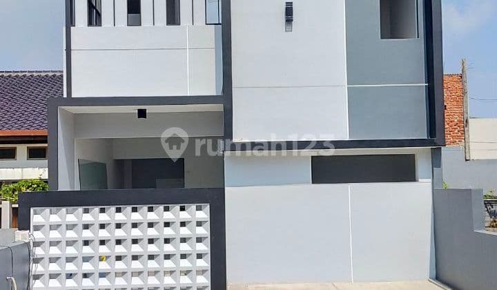 Rumah Di Cihanjuang Dkt Pemkot Cimahi Sariwangi Pasteur Polban Upi 2 Lantai