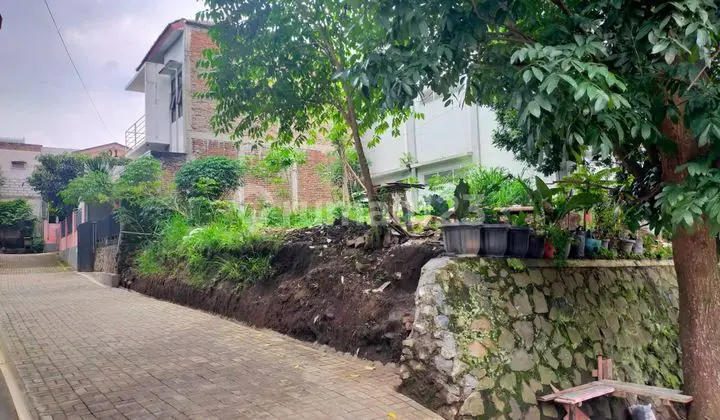 Tanah di Cibabat Pesantren dkt Cihanjuang Cimindi Luas 132 m²