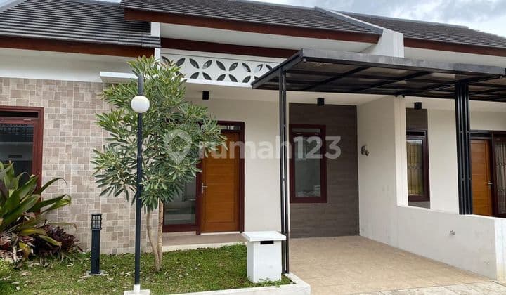 Tanah Kavling Siap Bangun Luas 102m² di Cihanjuang SHM dkt Sariwangi Pemkot Cimahi Pasteur Strategis Nyaman Aman Asri Sejuk Adem