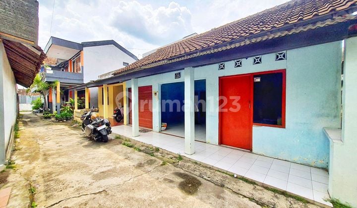 Just Walking Distance!! to Atmajaya Campus, Cheap Boarding House, Land Cost Only..Very Strategic. Always Full