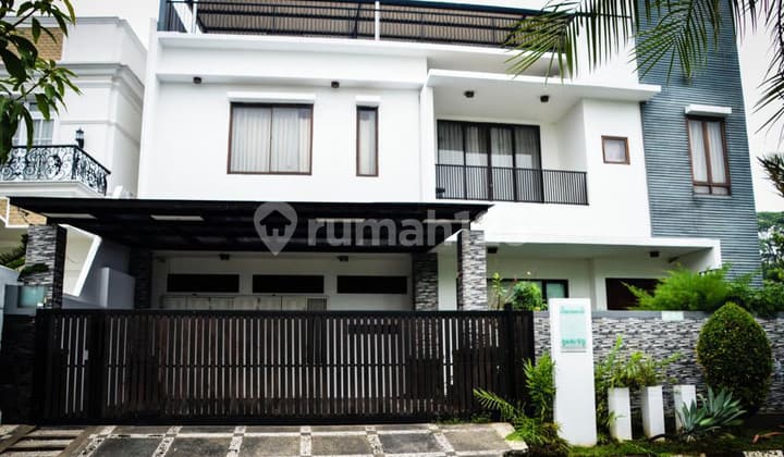Di jual rumah bagus harga murah di Modernland