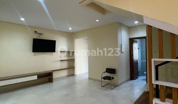 For Rent House Pik Layar Permai 3 Floors Size 8X15 M² In North Jakarta