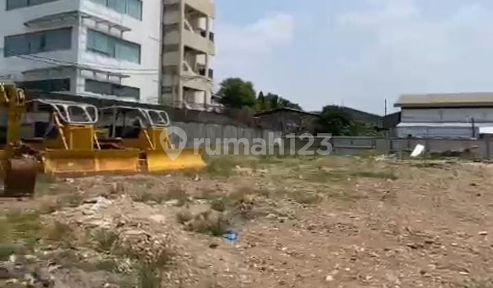 For Rent Plot Jl. Pluit Karang Size 2000m² Suitable for showroom, Hotel, Office in North Jakarta