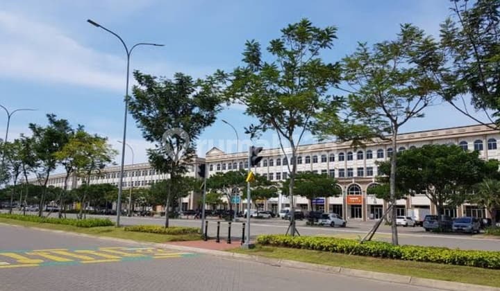 For Sale: PIK Golf Island Shophouse Size 4.5x15 Fronting Urban Fam in North Jakarta