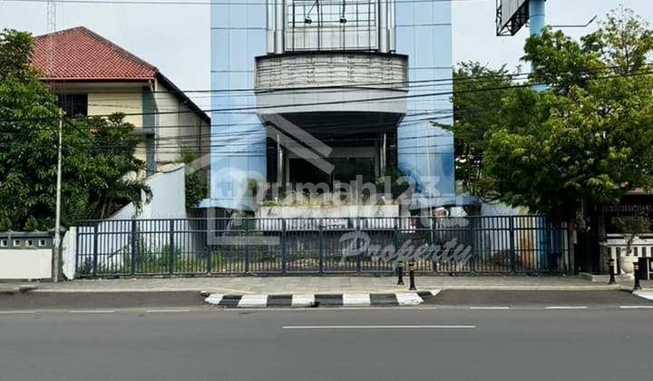 Ruang Usaha di Jl Pemuda , Semarang Tt 7310