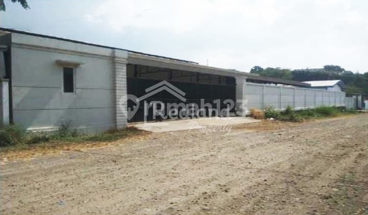 Gudang di Kic Gatot Subroto Tahap V , Semarang Lz Tt 4313