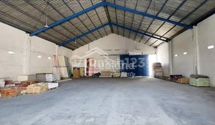 Gudang di Daerah Karanganyar , Solo Ks 4462