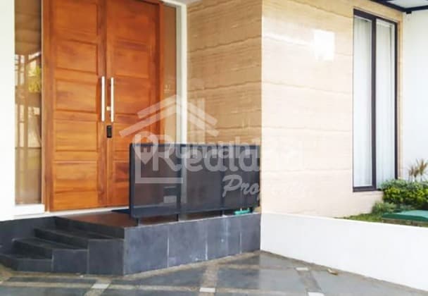 Rumah di Graha Candi Golf Montana Semarang Yl Tt 3058s