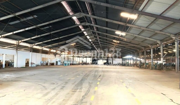 Gudang di Jl Semarang Demak , Sayung Demak Tt 7314