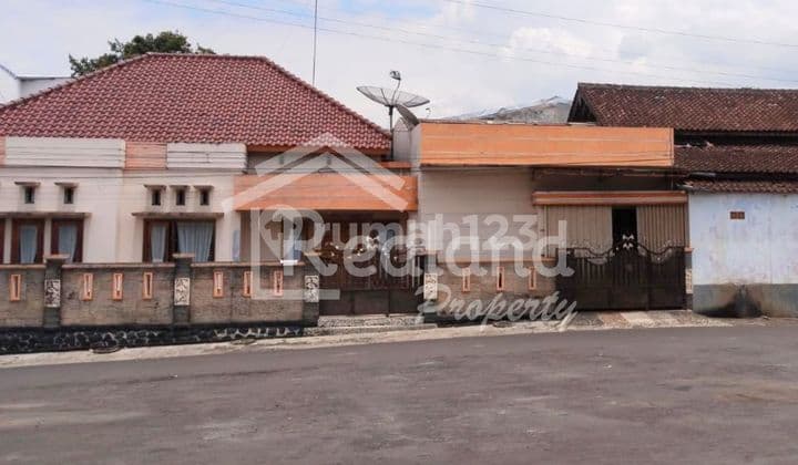 Rumah di Daerah Sukorejo , Kendal ( Tt 8660 )