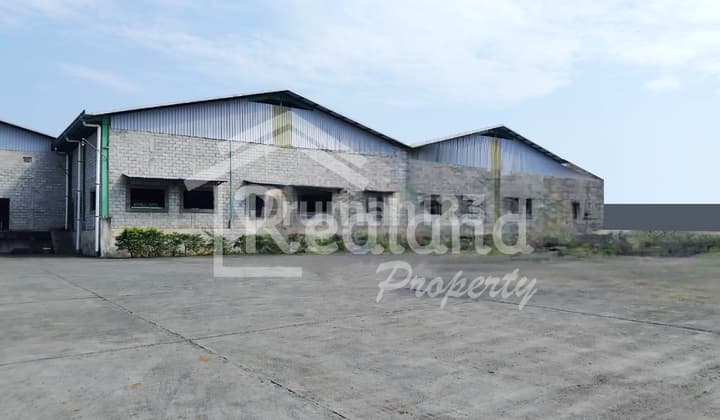 Gudang di daerah Plelen ,Gringsing Batang ( Tt 7891 )